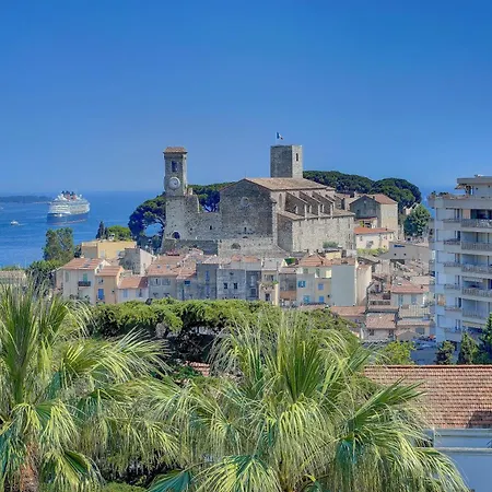 Apartment A 3-room 5 Minutes Walk From The Palais Des Festivals *