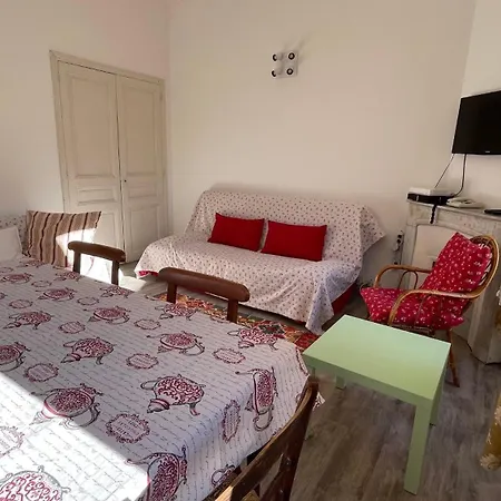 Apartment A 3-room 5 Minutes Walk From The Palais Des Festivals *