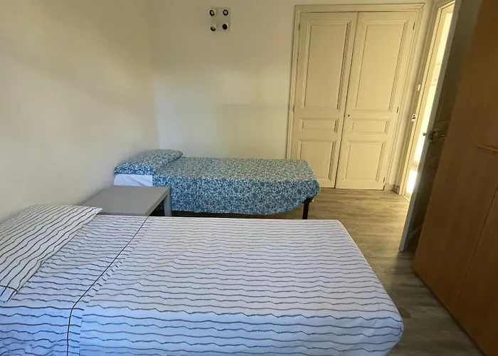 A 3-room 5 Minutes Walk From The Palais Des Festivals Apartment