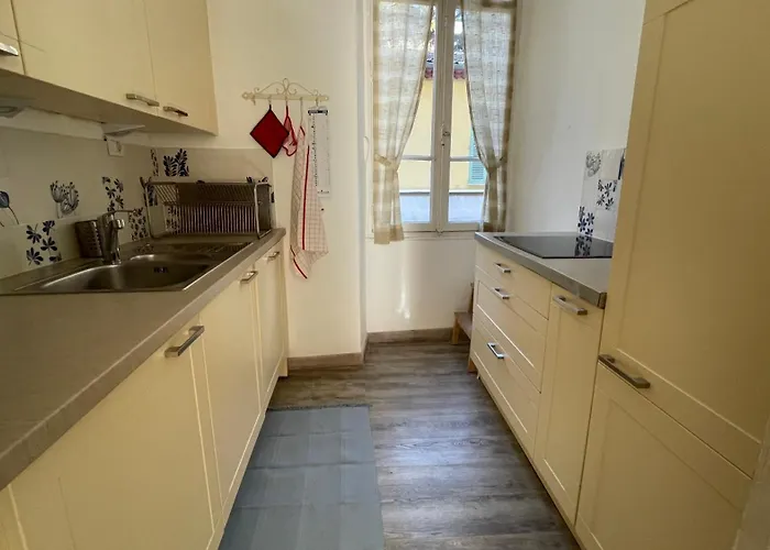 A 3-room 5 Minutes Walk From The Palais Des Festivals Cannes